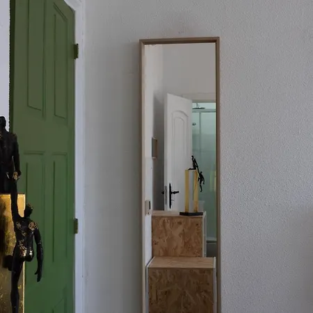 Paraiso By Coloursrevolution Pensión 3*