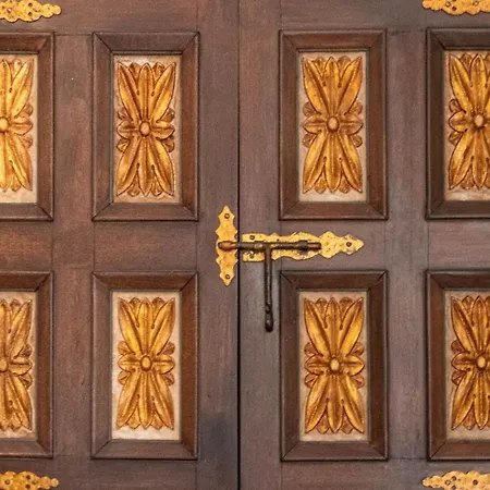 Paraiso By Coloursrevolution Porto