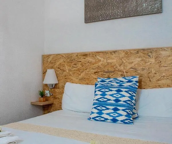 Πανσιόν Paraiso By Coloursrevolution