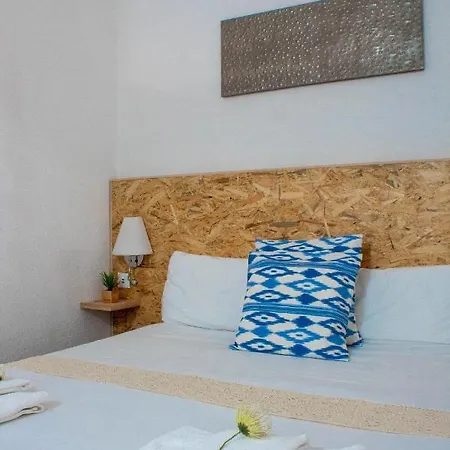 Guest house Paraiso By Coloursrevolution