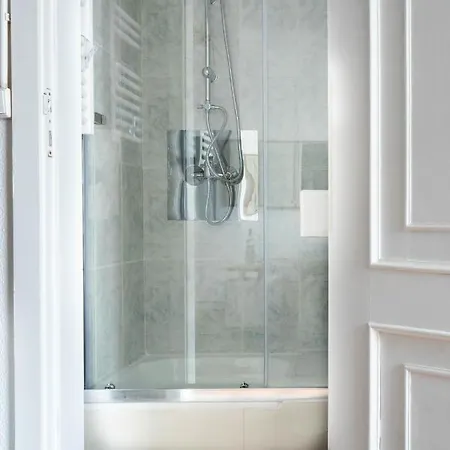 Guest house Paraiso By Coloursrevolution